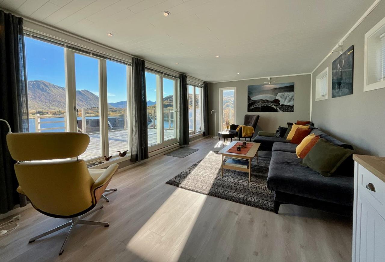 Wildlife Panorama Lofoten Bostad Bagian luar foto